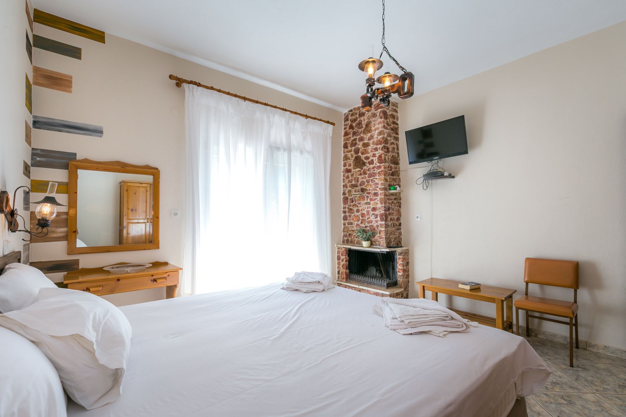 Petra Mare Apartment Thimonia Екстериор снимка