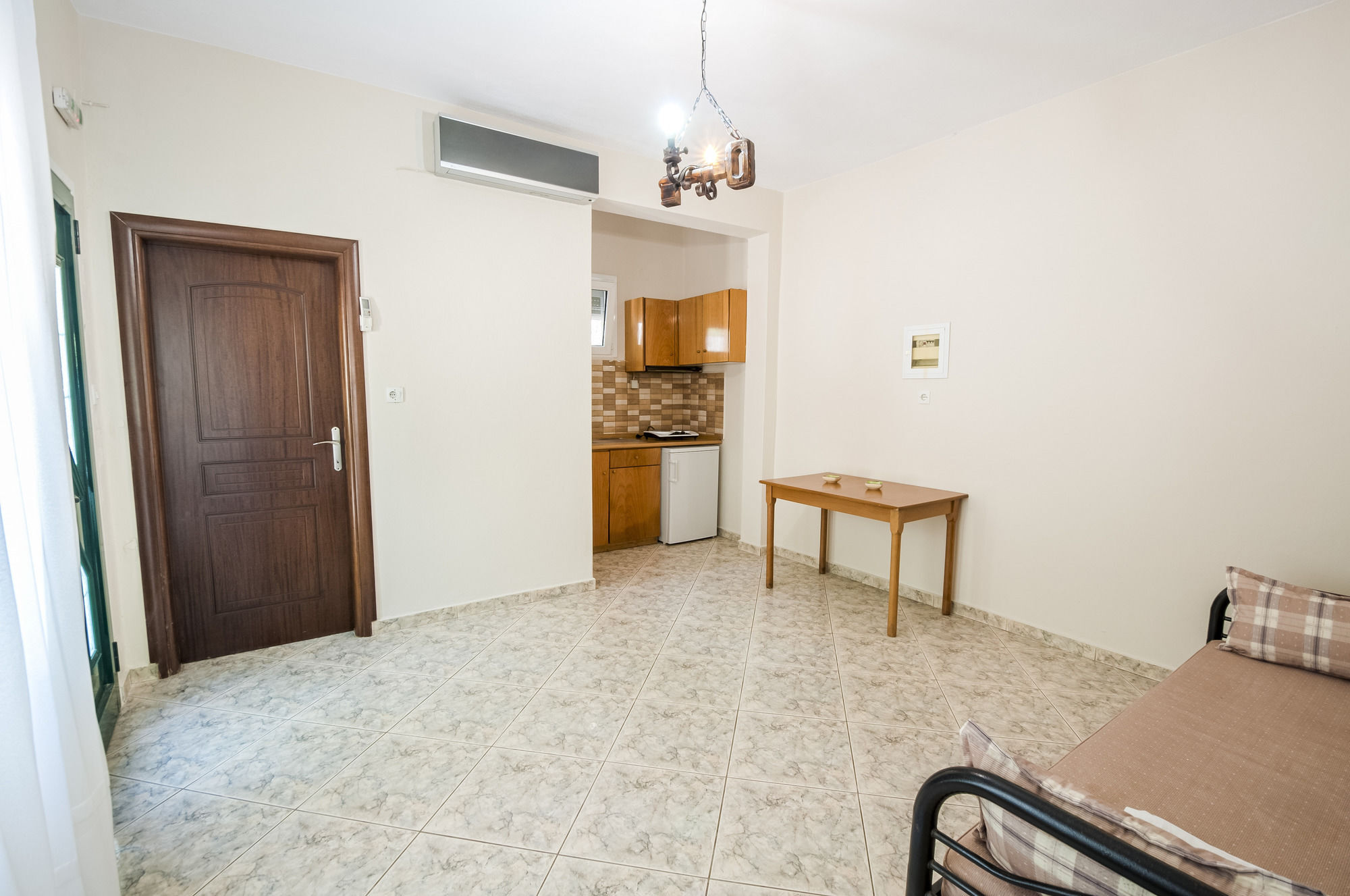 Petra Mare Apartment Thimonia Екстериор снимка